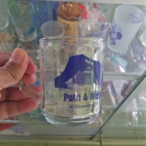 Grosir Gelas Souvenir Promosi Perusahaan Cantik 2500 Hulu Sungai Utara
