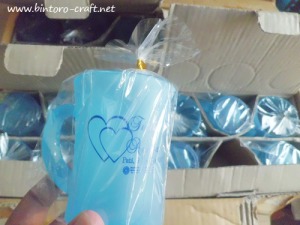 souvenir gelas murah warna biru