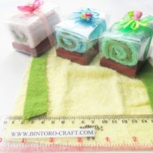 Souvenir Towel Cake Roll Tipe 1