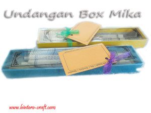 Cover Undangan Klasik Box Mika