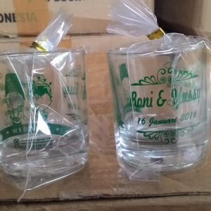 Situs Souvenir Gelas Wisuda Packaging Plastik 1500 Bekasi
