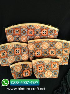 souvenir dompet batik isi 5 kotak