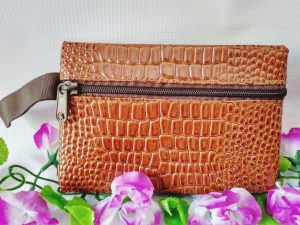 souvenir dompet leather